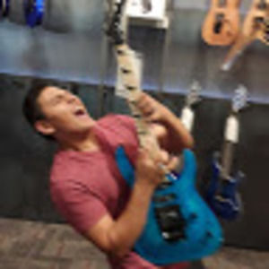 Meet your Posher, Nicholas